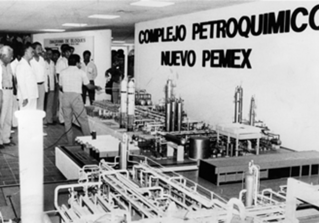 José López Portillo, se da un auge petrolero .