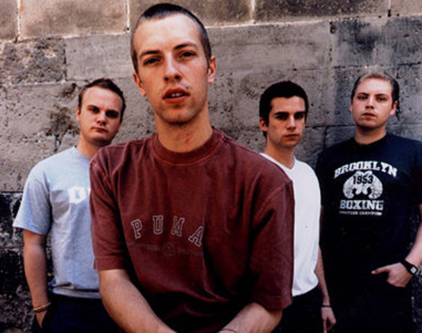 LANZAMIENTO PRIMER ALBUN