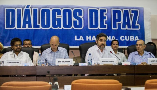 ESCANDALO POR ESPIONAJE