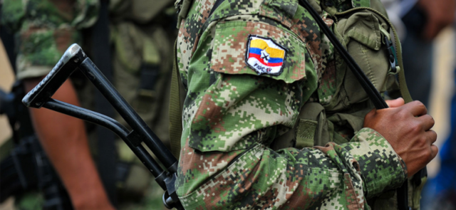 Instalación de Subcomisión de militares y guerrilleros