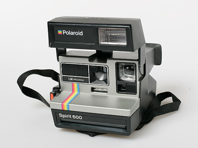 Polaroid 600