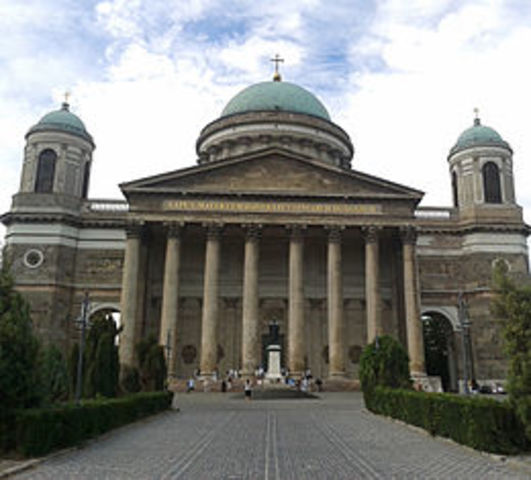 Esztergomi érsekség megalapítása