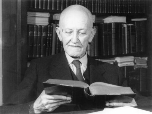 Horger Antal eltanácsolja az egyetemről