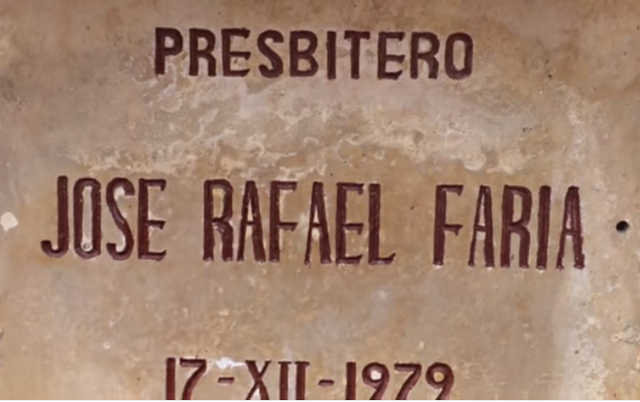 Muere el Padre Faría