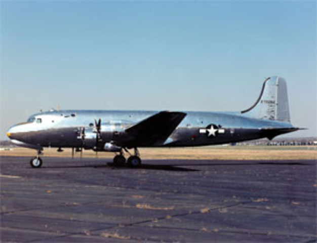 39 US Skymaster Cargo planes