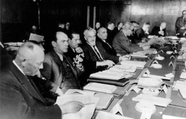 Military Governors of the Western zones issue Frankfurt Documents