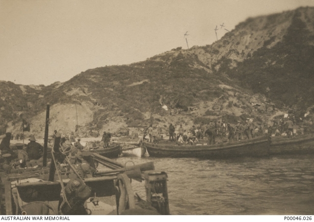 Australians land in Anzac Cove