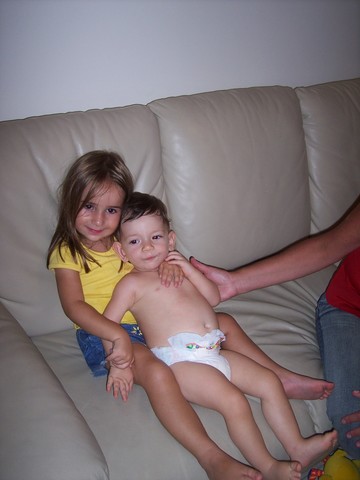 Eu e minha prima em casa