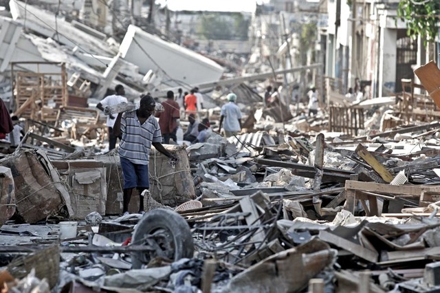 Terremoto distroi Haiti