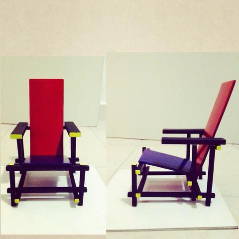 Primera maqueta de silla