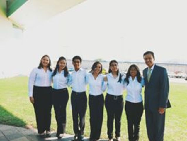 Escolta por mejores promedio