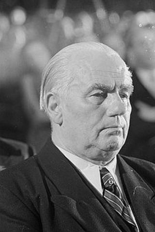 Wilhelm Pieck, President of the GDR, dies at 85 years old