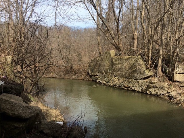 Blue creek Terrirorail Rd old crossing