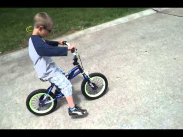 riding a bike without training wheels