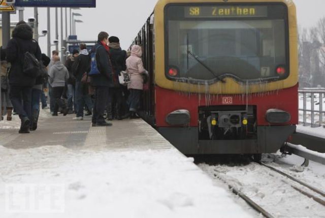 West Berlin Transit Authority takes over the running of the S-Bahn