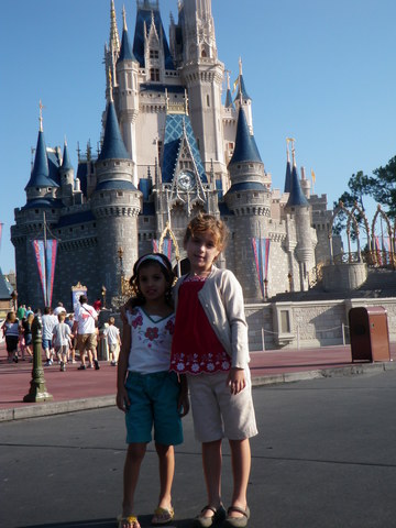 Na DISNEY com  a Clarinha