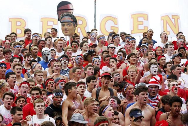 Nuestro primer juego de fútbol de bergen