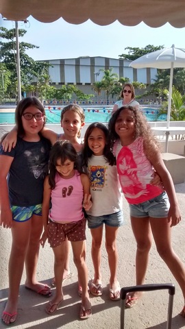 Dália na colônia de férias