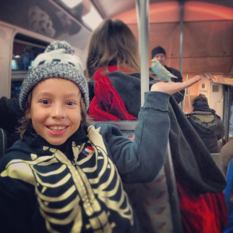 Eu no metrô de Paris