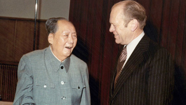 Nixon visits China