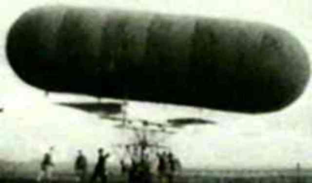 Premier vol d'un balon équipé de rotors