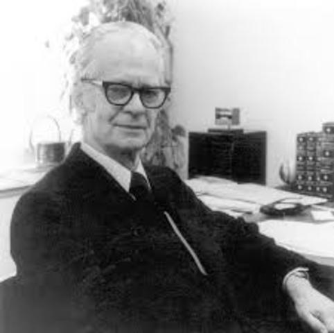 B.F. SKINNER ACUÑO CONCEPTOS DE MATERIALES PARA LA INSTRUCCION PROGRAMADA/CONDUCTISMO