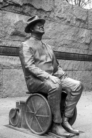 FDR: A Politician in a Wheelchair