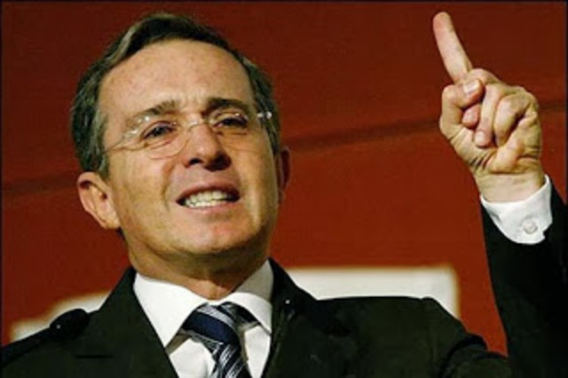 aviones al mando ...