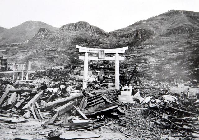 Bombing of Hiroshima & Nagasaki