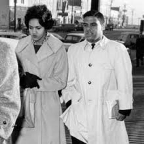 Admission of Charlayne Hunter and Hamilton Homes to UGA