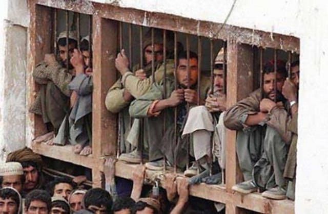 500 Taliban Escape prison