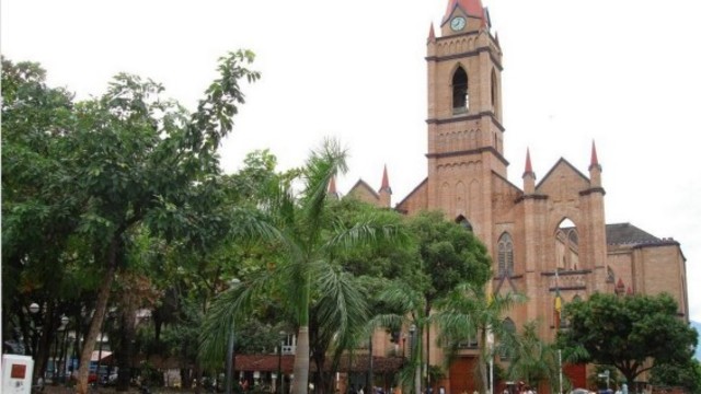 Lara como Alcalde de Neiva