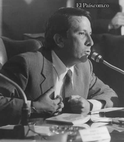 El asesino es interrogado