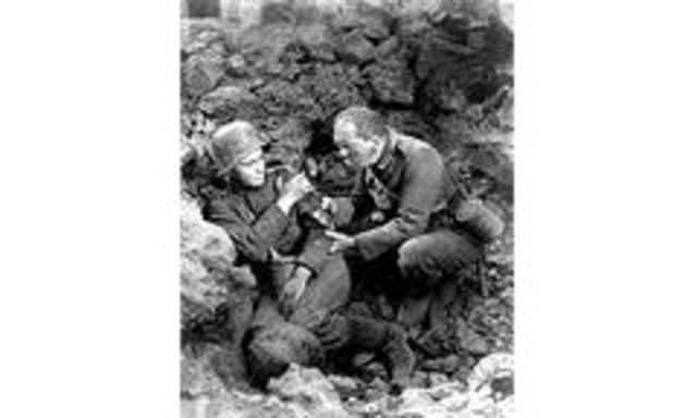 Kropp and Paul are Injured