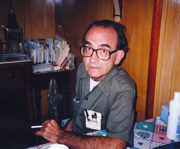 Michele fights to leave Yemen to see dying father