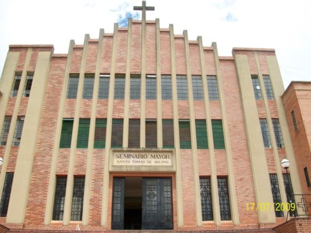 Traslado al seminario de  San Jose de Usaquen