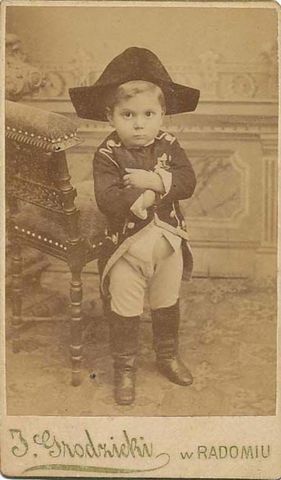 Született Korzikán