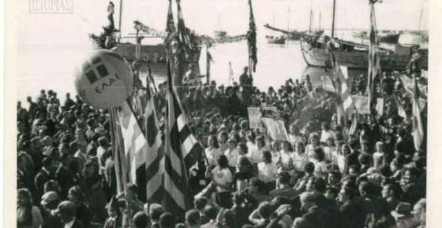 Οι Γερμανοί φεύγουν από τη Θεσσαλονίκη.