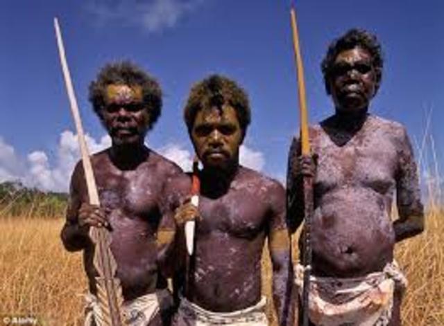 Federal government begins to pass legislation to help the Aborigines.