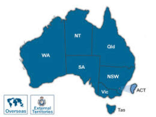 The Commonwealth of Australia is established.