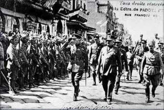 ΕΛΛΗΝΙΚΟ ΣΤΡΑΤΕΥΜΑ ΣΤΗ ΣΜΥΡΝΗ