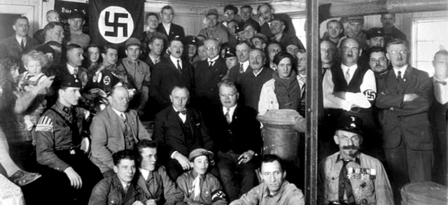 Hitler pasa a ser el máximo dirigente