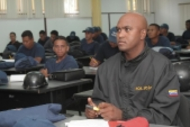 Documeno Carrera para Funcionarias y Funcionarios Policiales