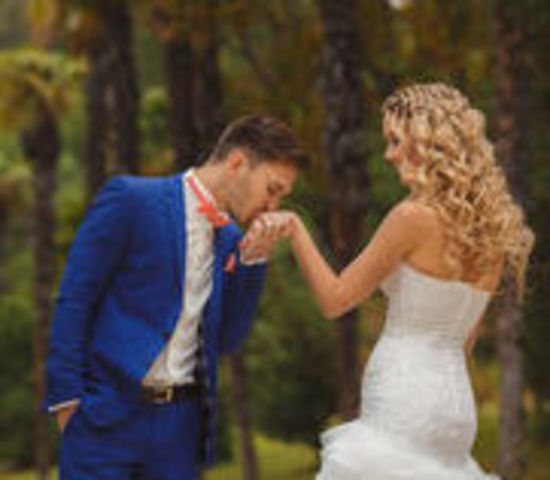 Nina’s Decision to Marry Samuel: Intimacy versus Isolation