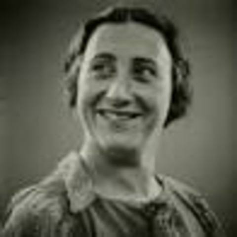 Mrs. Frank dies in Aushwitz.