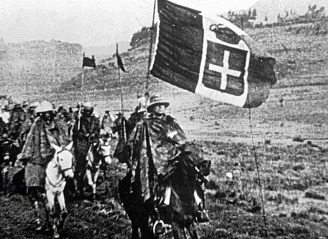 Italian forces invade Ethiopia