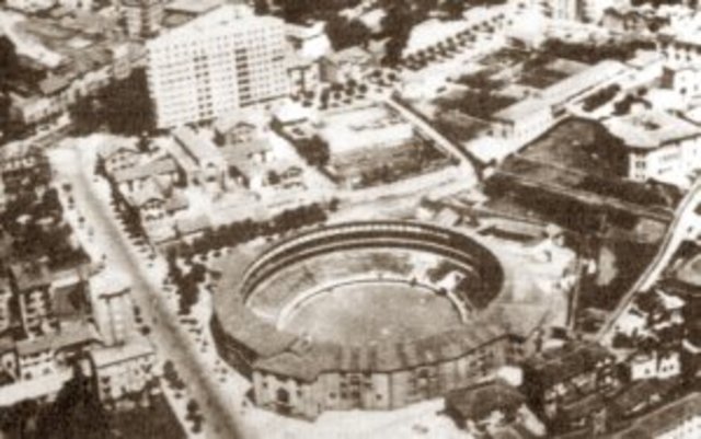 Las tropas nacionales toman la ciudad de Santander.