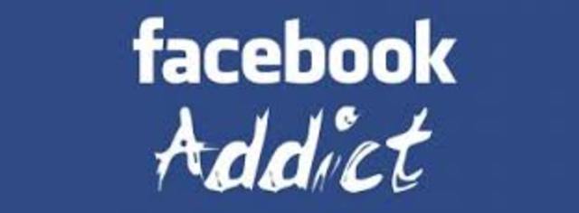 Facebook tiene mas de 200 millones de usuarios.