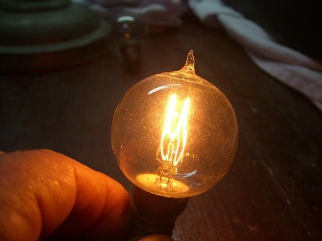"Lampara incandescente"