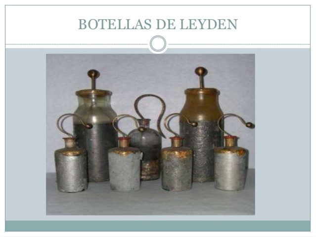 PRIMER DISPOSITIVO PARA ALMACENAR CARGAS ELECTRICAS